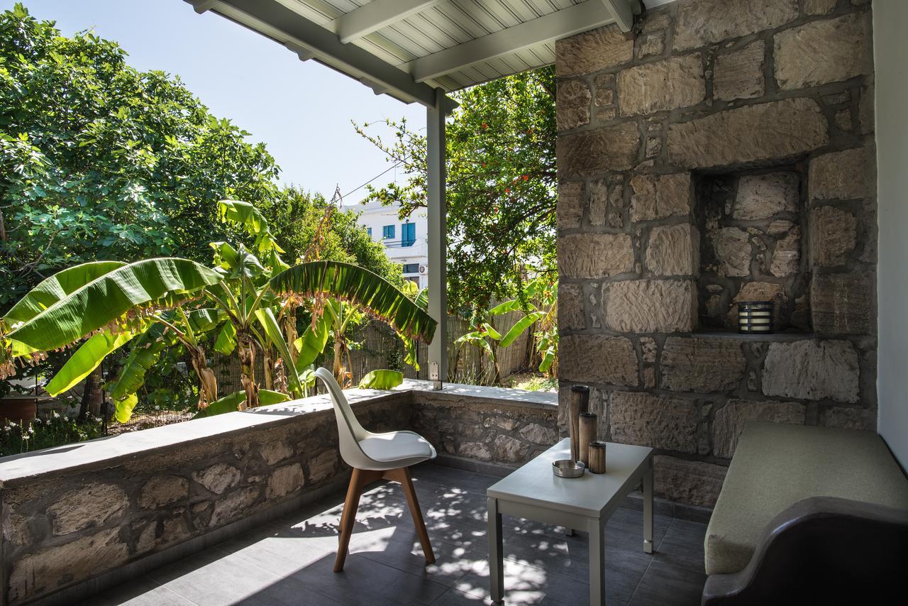 Melagrana Aparthotel Adamantas  Bagian luar foto