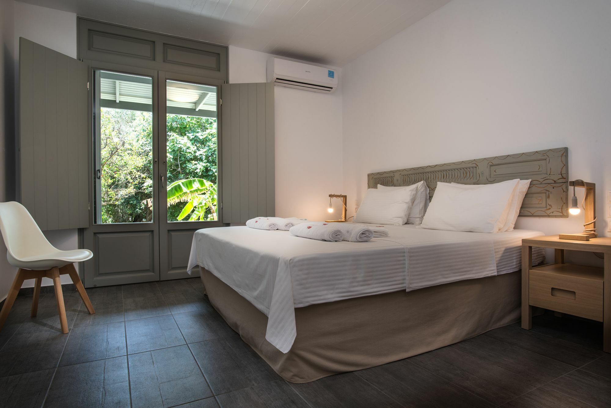 Melagrana Aparthotel Adamantas  Bagian luar foto